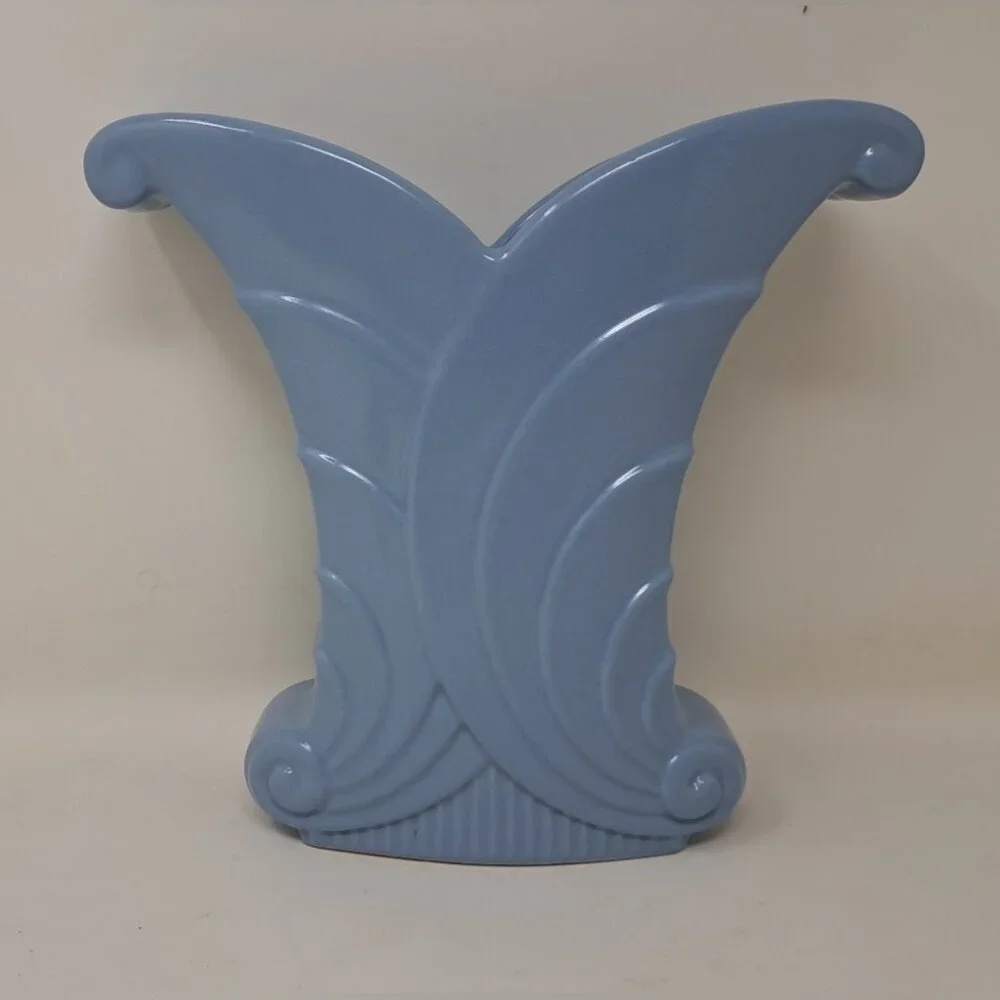 Vintage Abingdon Pottery USA Blue Art Deco Flared Leaf Scrolled Vase 9